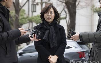 [속보] ‘강선우 1억 의혹’ 김경 3차 소환…“결과 지켜봐 달라”