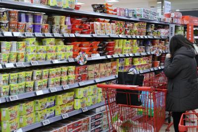 "K라면, 수출 효자 등극"…식품 수출 사상 최대 뒤엔 '라면 파워'