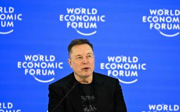 ‘구매하십시오 휴먼’…머스크 "내년 말, 휴머노이드 로봇 시중 판매 가능"