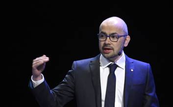 "AI의 최종 형태는 안경?"…허사비스가 찍은 차세대 승부처