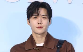 '탈세의혹' 김선호 "부모 급여·차량 반납" 조치에도…광고계 손절 시작