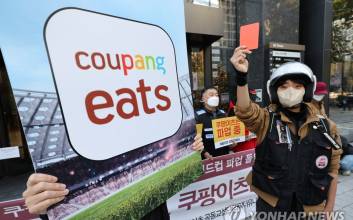 '탈팡' 와중에 쿠팡이츠만 역주행…보상 쿠폰 효과 통했다
