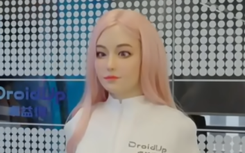 사람이야? 표정·체온까지 구현…中, 체화 AI 로봇 경쟁 가속