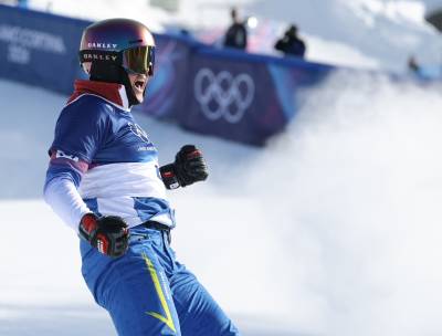 스노보드 은메달 쾌거에…300억 지원해온 신동빈 롯데 '박수'