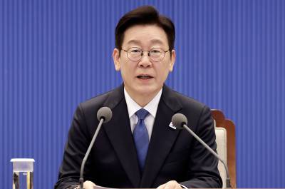 李 대통령 "잃어버린 30년, 방치 안 돼"…'부동산 투기' 칼 빼들었다