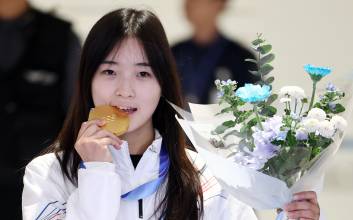 "항상 감사하다"...'금빛투혼' 최가온, 롯데·CJ 특별한 인연