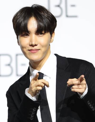 BTS 제이홉, 생일 맞아 3억 원 '통 큰 기부'…선한 영향력의 정석