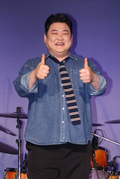 김준현, 평소 인사법 vs 인성 문제…‘팬 패싱’ 논란에 갑론을박