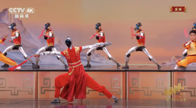 ‘검술·쌍절곤’ 춘완 무대 오른 중국 휴머노이드...해외서 화제