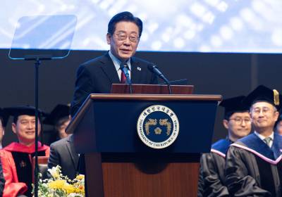  李대통령 “다주택자 압박하면 전·월세 불안?...기적의 논리"