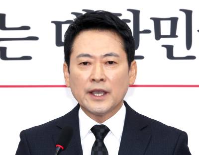  장동혁, '다주택 줄면 집값 안정' 李대통령에 "기적의 억지" 반박