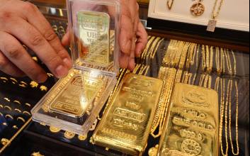 '22만원대' 연속 오름세…금값 움직인 트럼프 '말말말' [지금, 金값은]