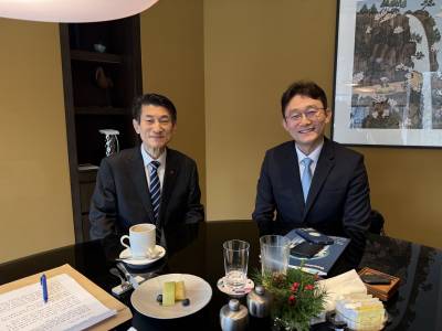 KT, 이사회 '옥상옥' 해소…힘 실린 박윤영