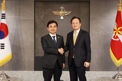 국민은행, 국방부와 군 장기복무 간부를 위한 업무협약