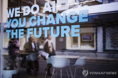 AI는 번영을 약속하는가, 불안을 예고하는가 