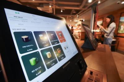 "38초 뒤 추가 주문했더니 핀잔?"…스타벅스 서비스 논란 확산