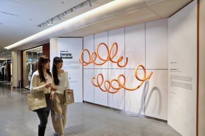 쇼핑·아트 경험 동시에...롯데백화점, VM 프로젝트 가동