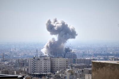 미국, 이란 공습에 국제유가 10% 급등…증시 타격 우려