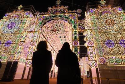 롯데월드타워·몰, '루미나리에' 효과에 2월 한 달 '490만명' 방문