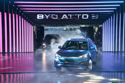 BYD Lowers the Price Barrier… Targets First-Time EV Demand