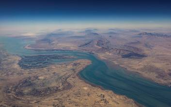 전쟁 포화 속 ‘호르무즈 잔혹사’... 韓 경제, 퍼펙트스톰 오나