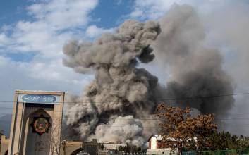 금값, 전쟁 속에서도 방향 잃었다…달러 강세에 귀금속 시장 '출렁'