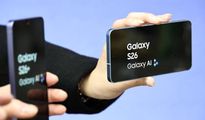 울트라는 혁신, 기본형은 반신? 갤럭시S26 ‘라인업 고차방정식’