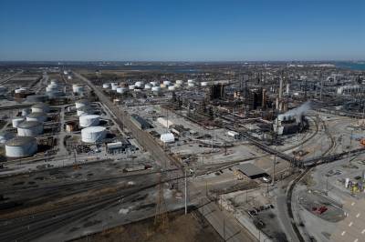 "유가 더 오를줄 알았지"…어제는 '폭등' 오늘은 '폭락'