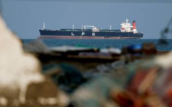 중동 전쟁으로 막힌 바닷길...보험사 '해상보험 리스크' 어느 정도일까