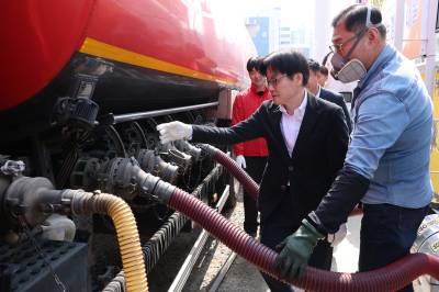 석유 최고가제 나흘째…경유, 열흘 만에 휘발유보다 싸졌다