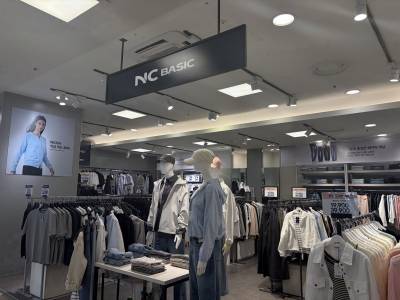 재킷·바지 합쳐 10만원 안팎…NC베이직, 불황 속 인기 비결 ③