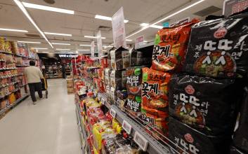 위기의 경제, 버팀목 기업에 숨통 틔워줄 때 [EDITOR’S LETTER]