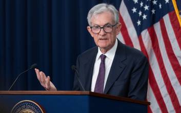 중동발 ‘퍼펙트 스톰’에 기준금리 동결한 美연준…우리 경제도 휘청