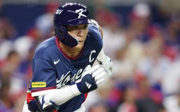 가슴에 'C' 달고 WBC 뛴 이정후, "설명 못할 감정과 벅참" [WBC]