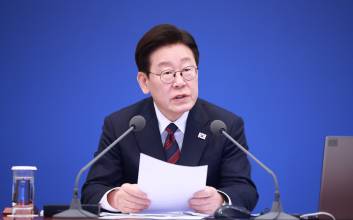 [속보] 李대통령, '잘한다' 67%.. 민주46%·국힘20%