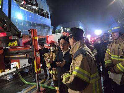  대전 안전공업 화재 10명 사망 확인…“남은 4명 수색 중”