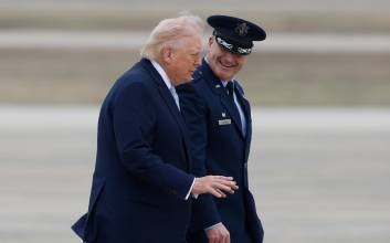 트럼프 “대이란 군사작전 축소 검토”…호르무즈 해협 개입 축소 시사