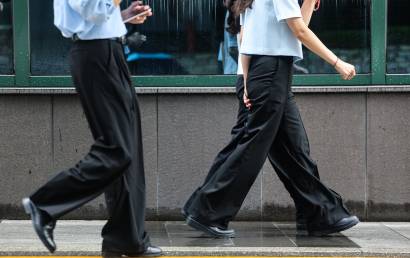연봉 5000만 원 시대 열렸지만…성과급 잔치에 더 벌어진 '임금 격차'