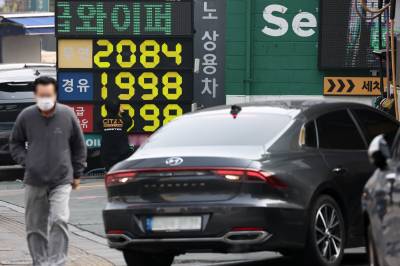 2차 최고가격제 이틀째…전국 주유소 기름값 또 들썩