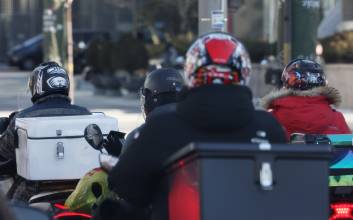 ‘일하는 사람’ 정의 모호…플랫폼 기업, ‘일법 패키지’에 한숨 커진다 [긱워커 870만, 일터 기본법 파장은]②