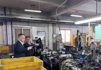 정진완 우리은행장, ‘중동상황 긴급 점검회의’ 주재…18.4조원 긴급 금융지원