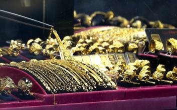 중동발 전쟁 공포에 금·비트코인·국채 ‘트리플 약세’… 안식처 잃은 자산시장