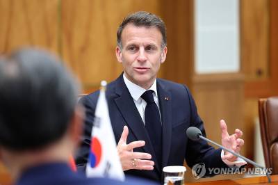 최수연 네이버 대표, 佛 마크롱 대통령과 회담…AI 생태계 확장 위한 협업 논의