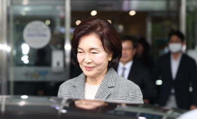 시기 늦춰 1조 더 확보한 삼성 홍라희, 삼성전자 3번째 블록딜 마무리