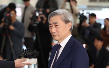 신현송 "고환율, 중동 긴장·유가 상승 등 영향…외환위기 때와는 달라"