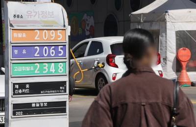 고유가 충격에 전기차 ‘재부상’…중고차 시장도 수요 급증 ①