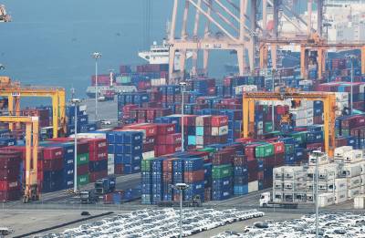 중동 악재 누른 반도체의 힘…1분기 韓 GDP 1.7% ‘깜짝 성장’