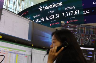 반도체가 하방 지지…다음주 증시, 고점 부담 속 숨고르기