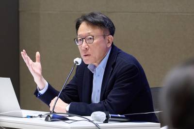 “물가와 싸움 더 격해질 수도” 퇴임 앞둔 신성환 금통위원의 경고