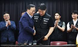 파업 피한 삼성전자 8.51% 급등…코스피, 단숨에 7800선 회복